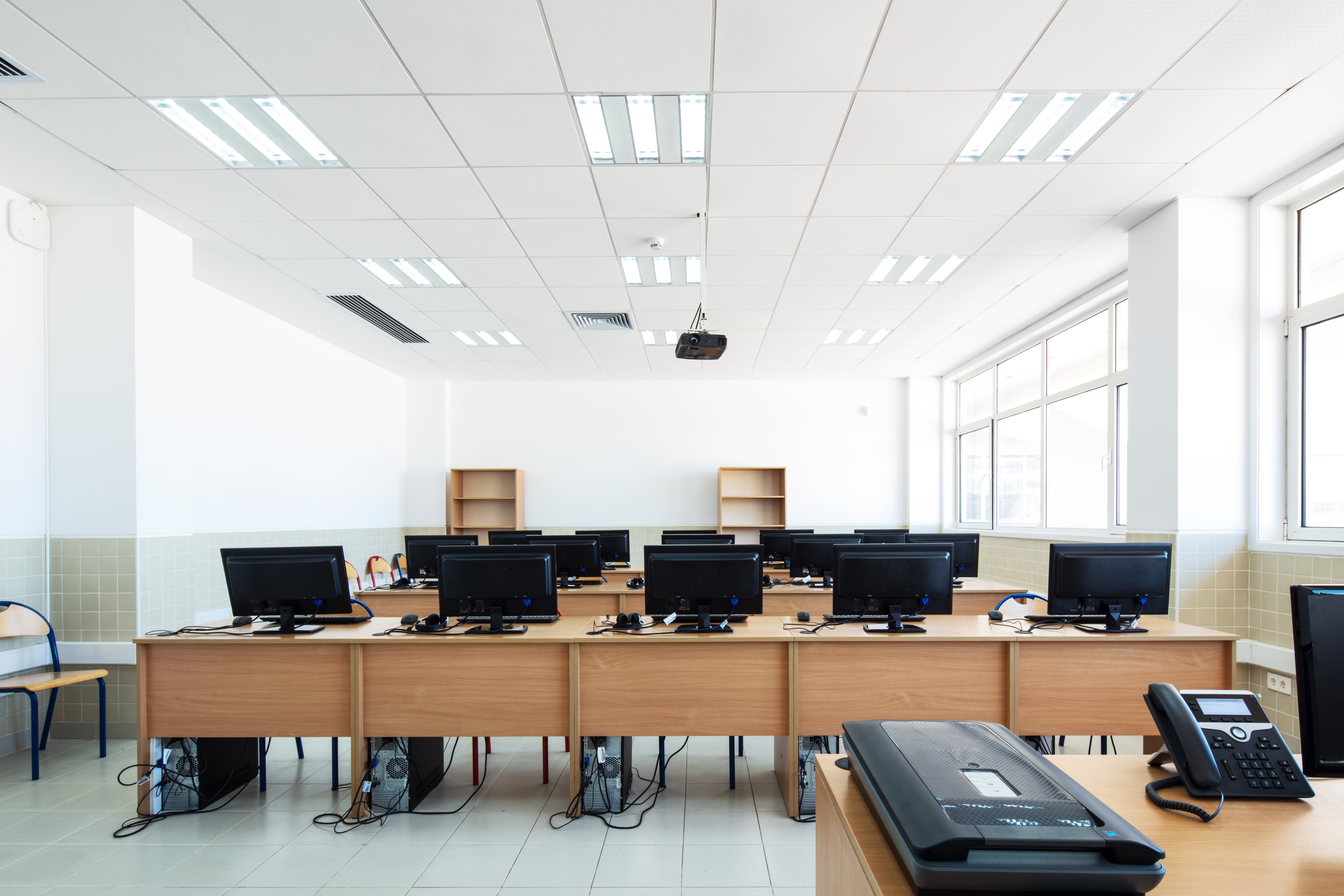 LED Lighting Solutions for Schools and Universities